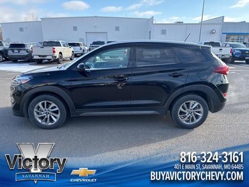 2016 Hyundai TUCSON SE