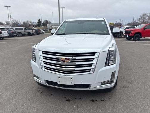 2017 Cadillac Escalade Platinum