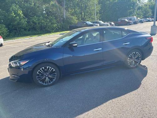 Gray 2017 Nissan Maxima 3.5 Platinum