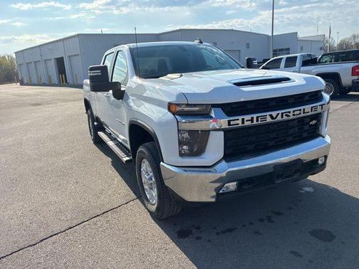 Summit White 2022 Chevrolet Silverado 2500 LT