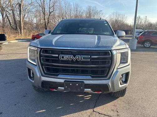2024 GMC Yukon XL AT4