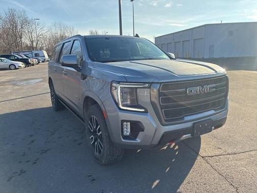 2024 GMC Yukon XL AT4