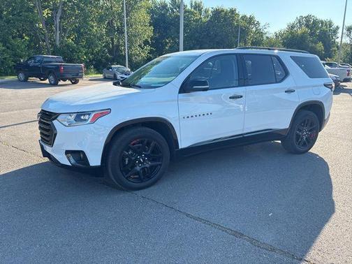 Summit White 2021 Chevrolet Traverse Premier