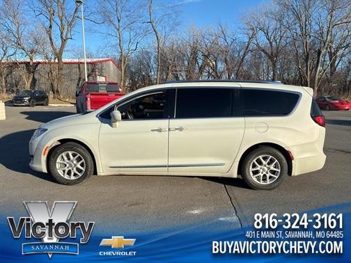 2020 Chrysler Pacifica Touring-L