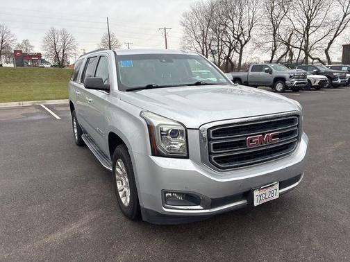 2017 GMC Yukon XL SLT