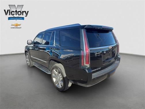 2017 Cadillac Escalade Luxury