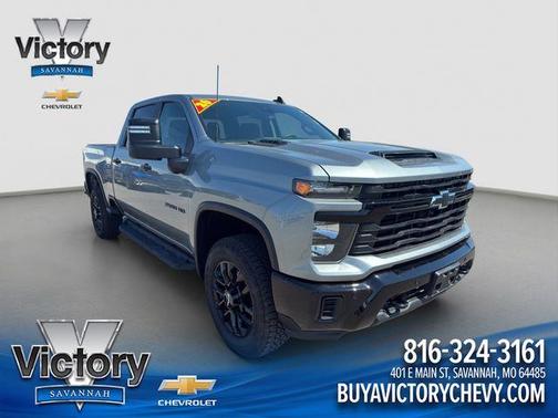 Sterling Gray Metallic 2026 Chevrolet Silverado 2500 Custom