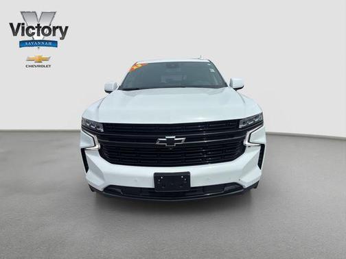 Summit White 2023 Chevrolet Suburban RST