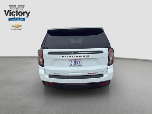 Summit White 2023 Chevrolet Suburban RST