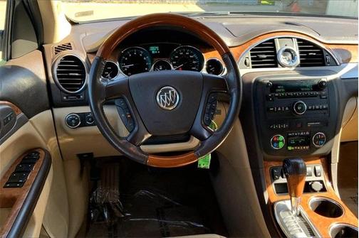 Photo 5 of 33 of 2012 Buick Enclave Leather