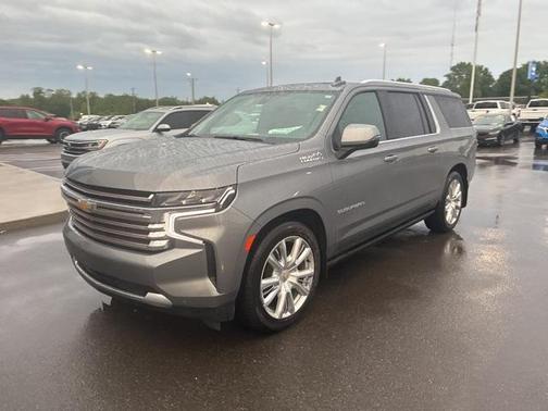 2022 Chevrolet Suburban High Country
