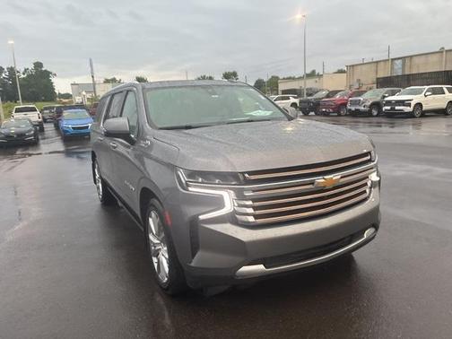 2022 Chevrolet Suburban High Country