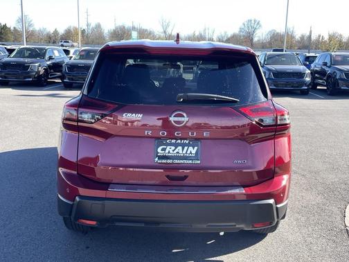 2025 Nissan Rogue SV