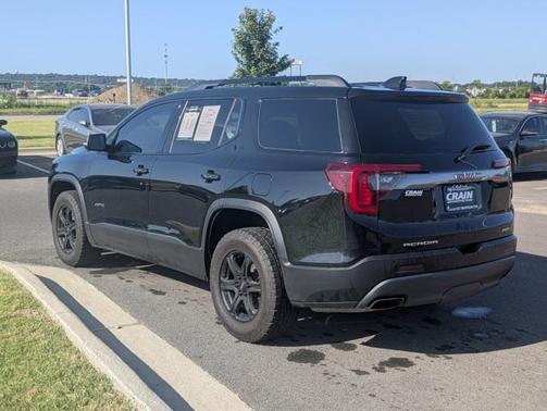 2021 GMC Acadia AWD AT4
