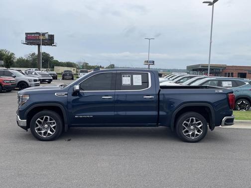 2022 GMC Sierra 1500 SLT