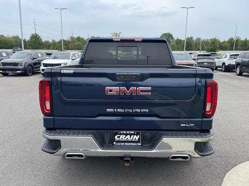 2022 GMC Sierra 1500 SLT