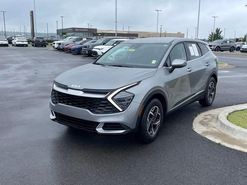 Steel Gray 2024 Kia Sportage LX
