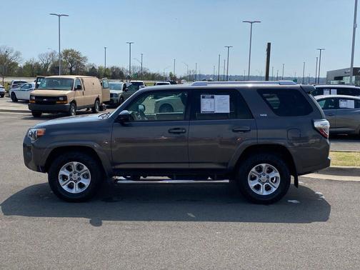 2017 Toyota 4Runner SR5