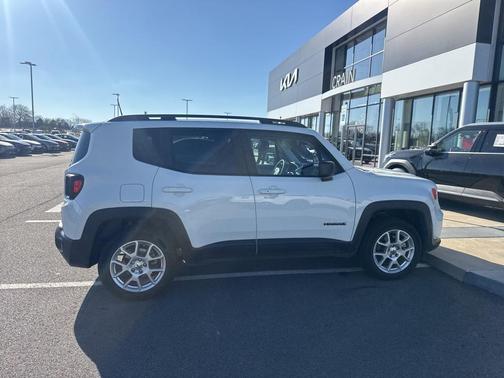 2022 Jeep Renegade Latitude