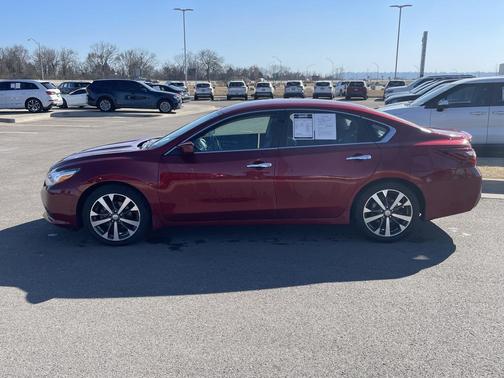 2017 Nissan Altima 2.5 SR