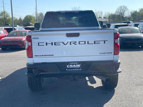 2024 Chevrolet Silverado 2500 Custom