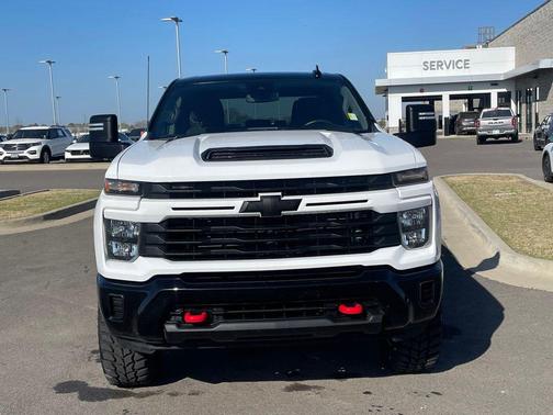 2024 Chevrolet Silverado 2500 Custom