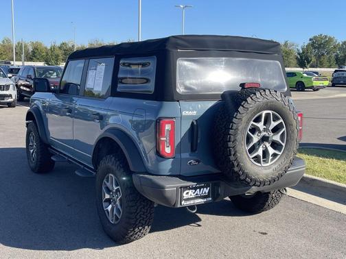 2022 Ford Bronco Badlands
