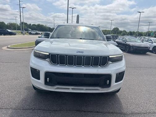 Bright White Clearcoat 2023 Jeep Grand Cherokee L Overland