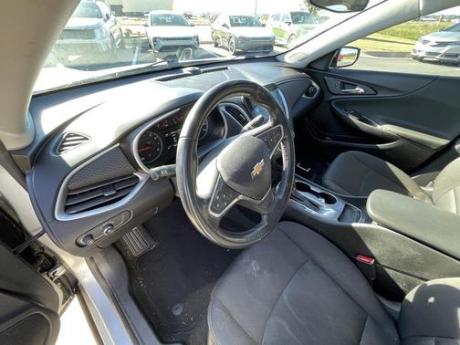 2020 Chevrolet Malibu FWD RS