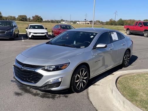 2020 Chevrolet Malibu FWD RS