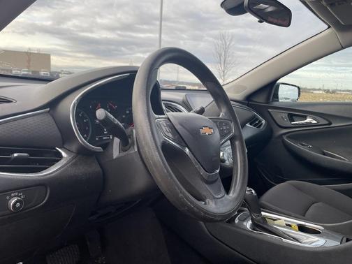 2020 Chevrolet Malibu FWD LT
