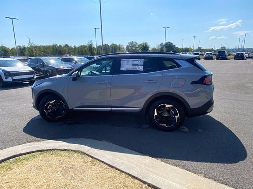 Gray 2027 Kia Sportage EX