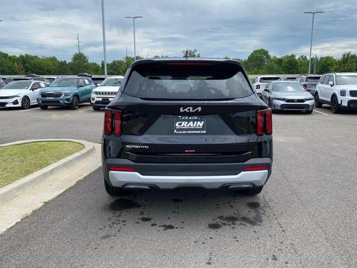 Ebony 2026 Kia Sorento LX