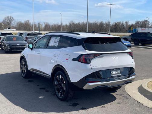 Glacial White Pearl 2026 Kia Sportage SX-Prestige
