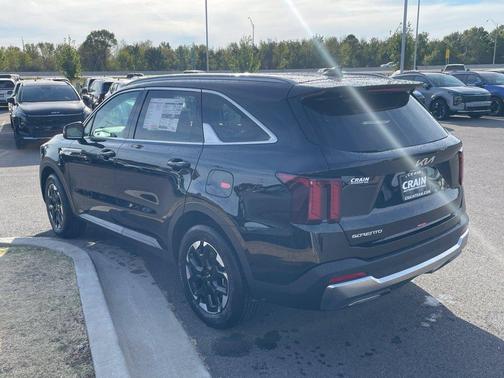 Ebony 2026 Kia Sorento S