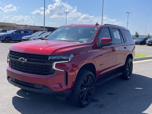 2023 Chevrolet Tahoe 4WD RST