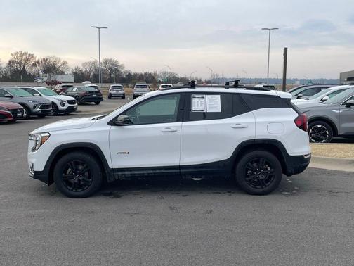 2024 GMC Terrain AWD AT4