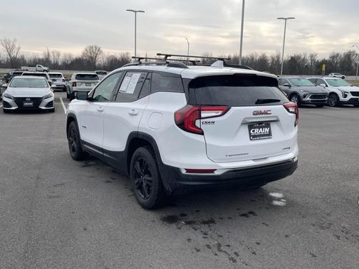 2024 GMC Terrain AWD AT4