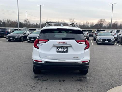 2024 GMC Terrain AWD AT4