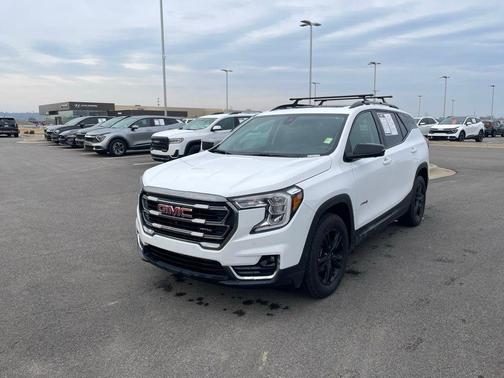 2024 GMC Terrain AWD AT4