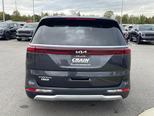 2023 Kia Carnival LX