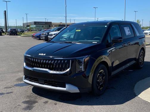 Aurora Black Pearl 2026 Kia Carnival LXS