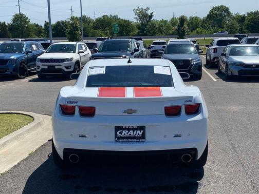 Summit White 2011 Chevrolet Camaro 2SS