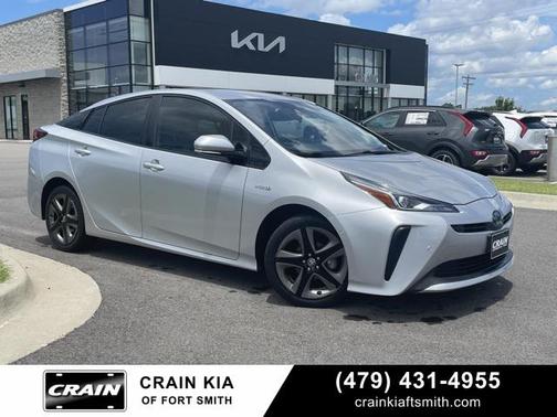 2019 Toyota Prius XLE