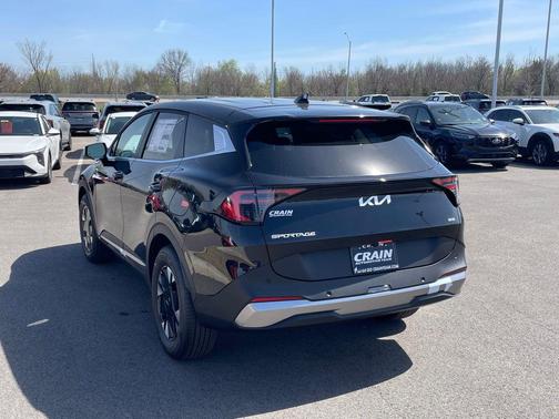 Fusion Black 2026 Kia Sportage Hybrid LX