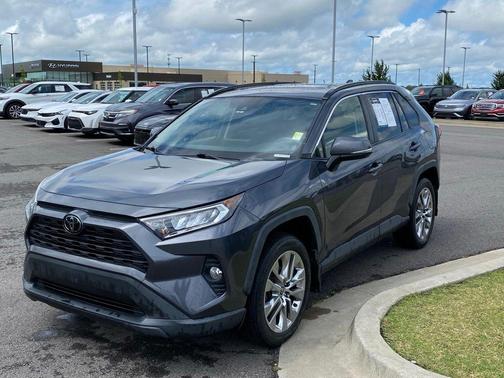 Magnetic Gray Metallic 2021 Toyota RAV4 XLE Premium