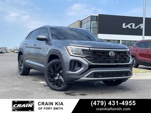 2024 Volkswagen Atlas Cross Sport 2.0T SE w/Technology