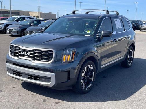 2024 Kia Telluride S