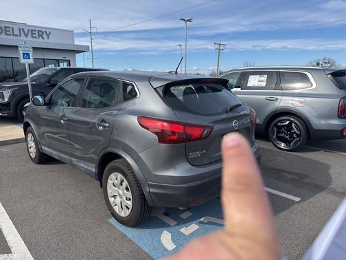 2019 Nissan Rogue Sport S