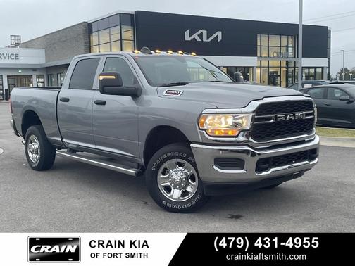 2023 RAM 2500 Tradesman Crew Cab 4x4 6'4' Box